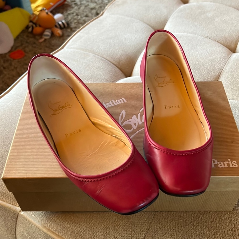 Louboutin Magenta flats size 36.5 Euro/size 6 US